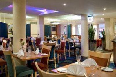 фото отеля Comfort Hotel Heathrow London