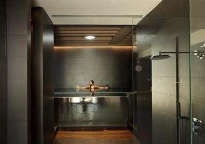 фото отеля Hostal Empuries L'Escala