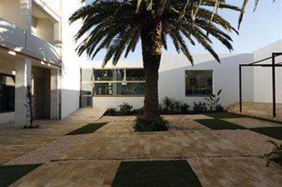 фото отеля Hostal Empuries L'Escala