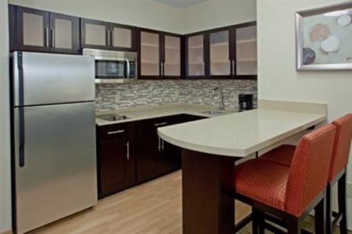 фото отеля Staybridge Suites Houston Stafford