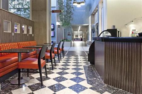 фото отеля Embassy Suites Raleigh - Durham Airport Brier Creek
