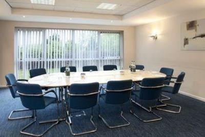 фото отеля Express by Holiday Inn Bedford Elstow