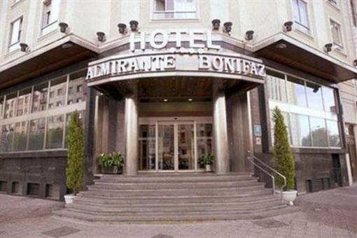 фото отеля Almirante Bonifaz Hotel
