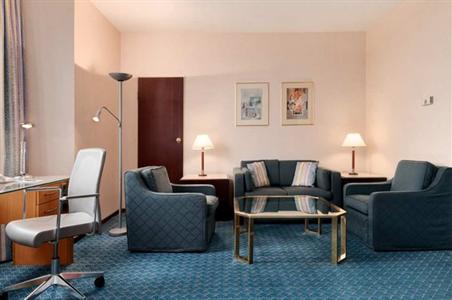 фото отеля DoubleTree by Hilton Luxembourg