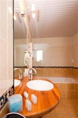 фото отеля Hotel Escale Oceania Lorient
