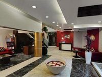 Hotel White Klove