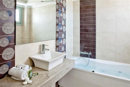 фото отеля Astro Palace Hotel and Suites