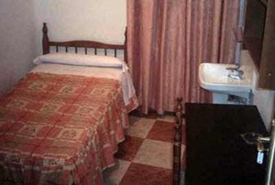 фото отеля Hostal Arroyo