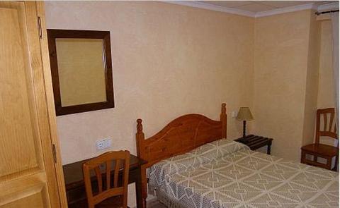 фото отеля Hostal La Milagrosa Alicante