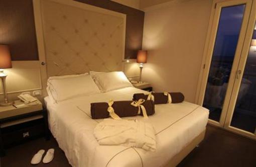 фото отеля Best Western Hotel Perla Del Porto