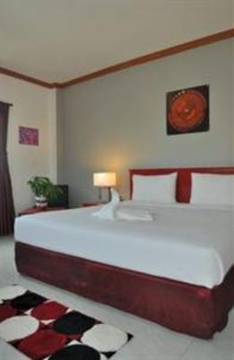 фото отеля Baan Phil Guesthouse Phuket