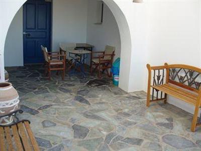 фото отеля Helenas Rooms
