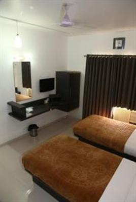 фото отеля The Horizon Hotel Ankleshwar(9kms from Bharuch)
