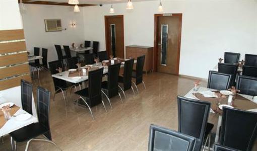 фото отеля The Horizon Hotel Ankleshwar(9kms from Bharuch)