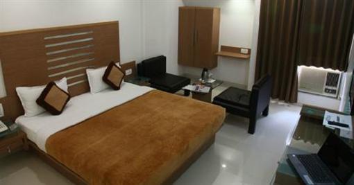 фото отеля The Horizon Hotel Ankleshwar(9kms from Bharuch)