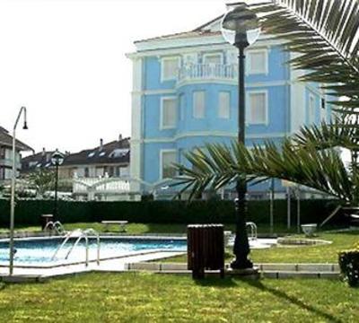фото отеля Apartamentos Villa de Noja