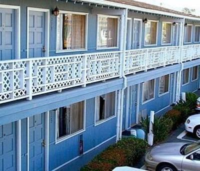 фото отеля Shores Inn & Suites