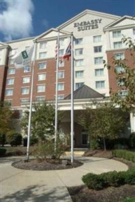 фото отеля Embassy Suites Hotel Cleveland-Rockside