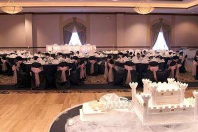 фото отеля Embassy Suites Hotel Cleveland-Rockside