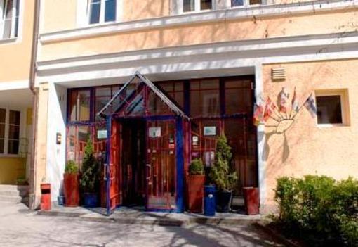 фото отеля YoHo international Youth Hostel