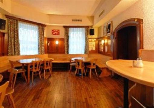 фото отеля YoHo international Youth Hostel