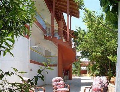 фото отеля Evli Apartments Rethymno