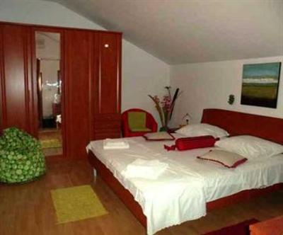 фото отеля Guesthouse Ana