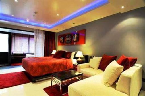 фото отеля Absolute Bangla Suites