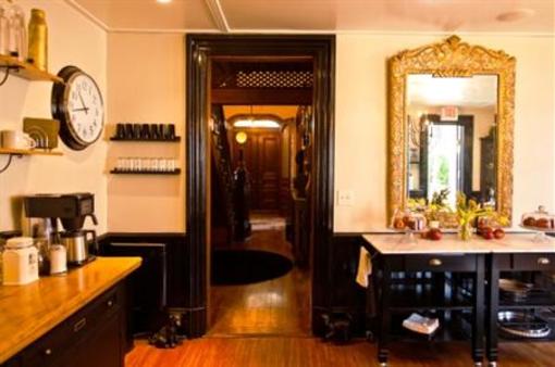 фото отеля Made Inn Vermont