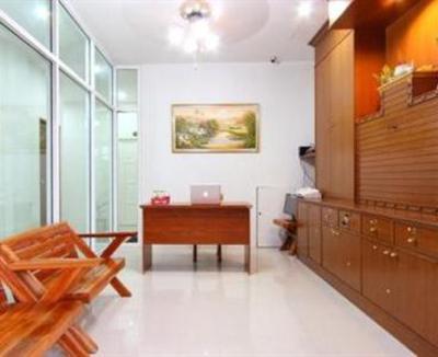 фото отеля Phusita House Patong Beach 2