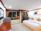 фото отеля Phusita House Patong Beach 2