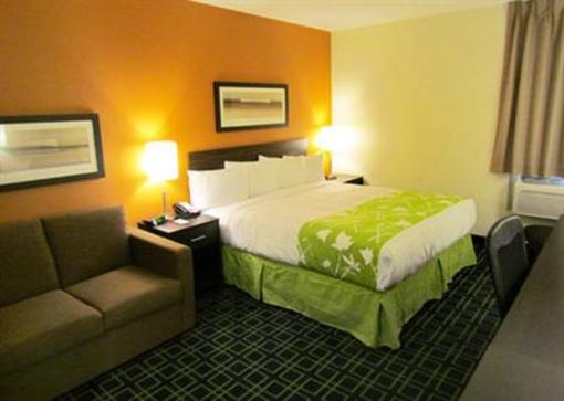 фото отеля Econo Lodge Winnipeg Manitoba