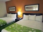 фото отеля Econo Lodge Winnipeg Manitoba