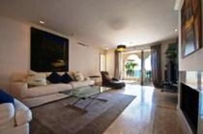 фото отеля Provident Luxury Suites Fisher Island