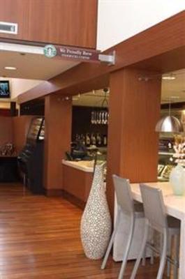 фото отеля Embassy Suites Detroit Metro Airport