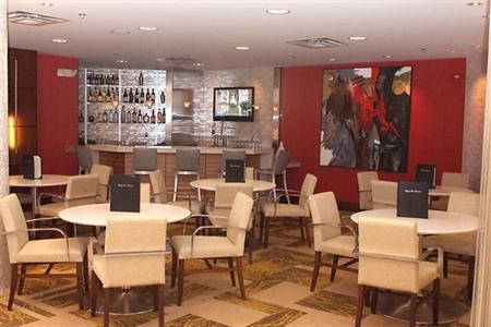 фото отеля Embassy Suites Detroit Metro Airport