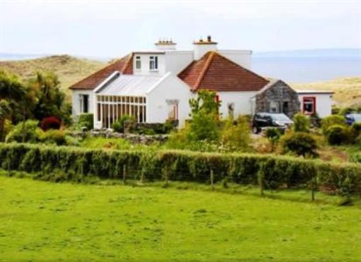 фото отеля Rockyview Farmhouse Fanore