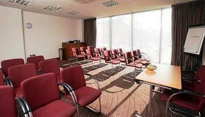 фото отеля Jurys Inn Watford