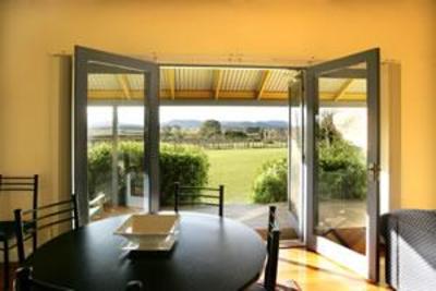 фото отеля Tranquil Vale Accommodations Luskintyre