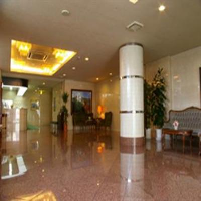 фото отеля Isehara Green Palace Hotel