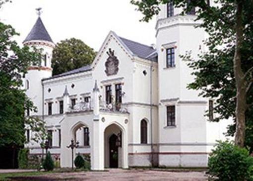 фото отеля Schloss Bredenfelde