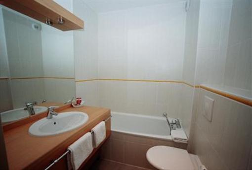 фото отеля La Tour D'ivoire Hotel Reignier-Esery