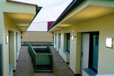фото отеля Hostal Olot