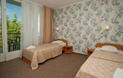 фото отеля Happy Hotel Yalta