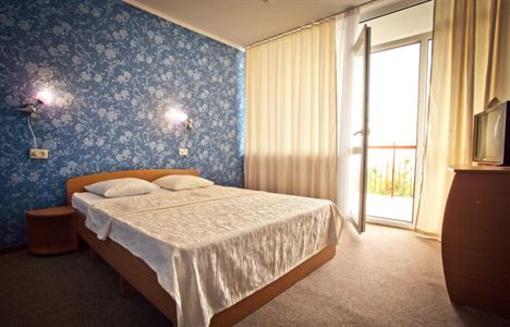 фото отеля Happy Hotel Yalta