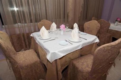 фото отеля Tavria Hotel