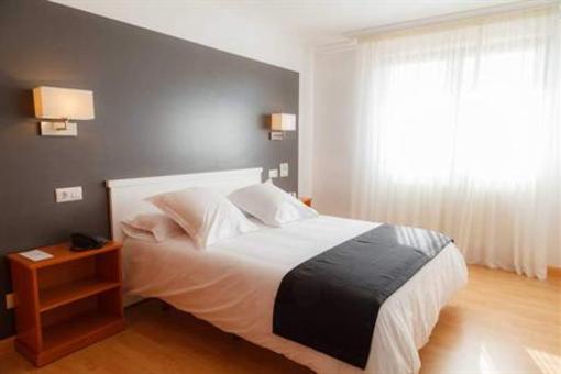 фото отеля Lombina Hotel