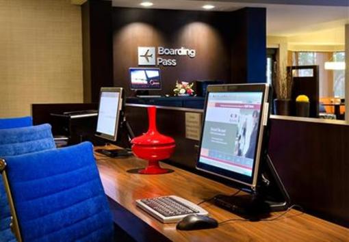 фото отеля Courtyard by Marriott Boston Foxborough