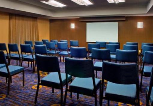 фото отеля Courtyard by Marriott Boston Foxborough