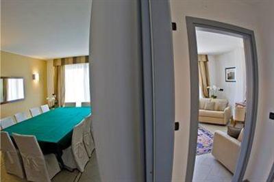 фото отеля Aregai Marina Hotel Santo Stefano al Mare